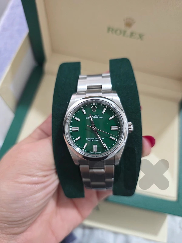rolex oyster perpetual green dial 36