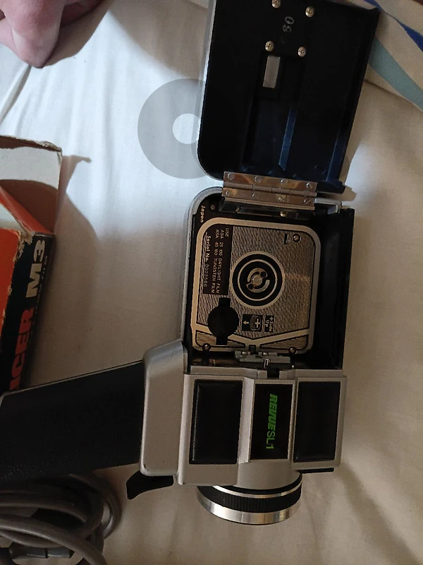 super 8 japanese film recorder plus cinema plus 13 films.