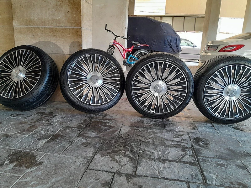 طقم جنوطة ( وقفتين ) 255/40/20