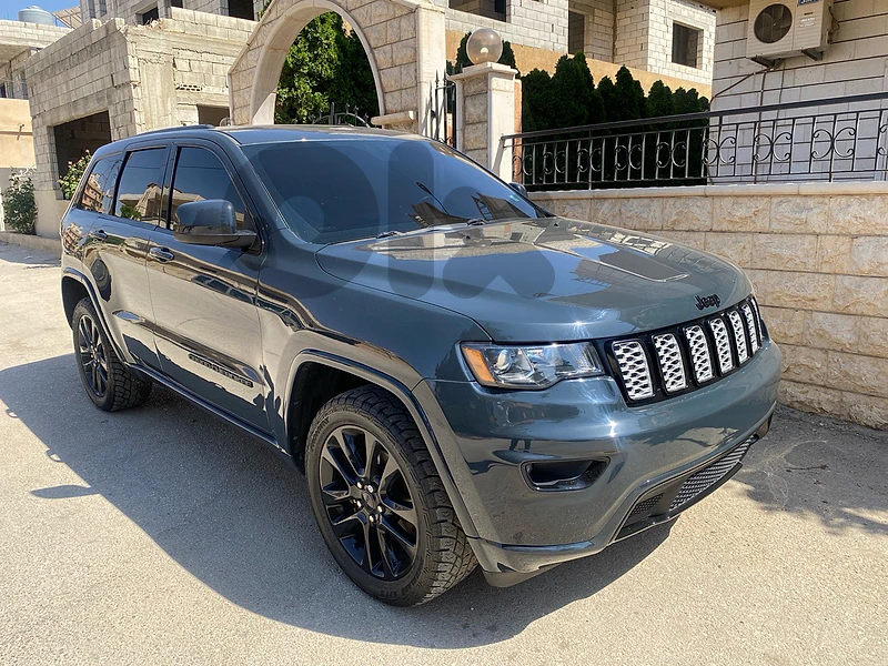 Jeep Grand Cherokee altitude 2018