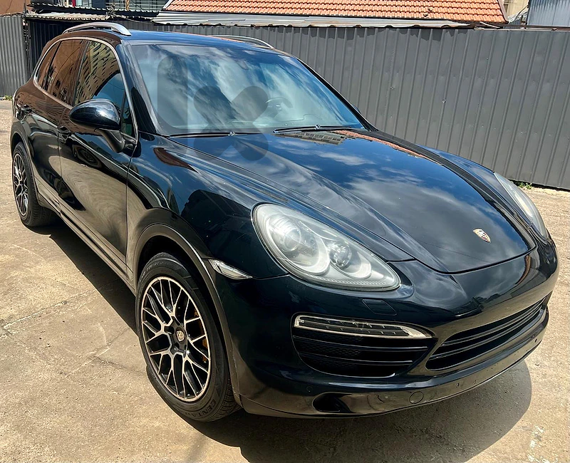 Porsche Cayenne 2012 V6