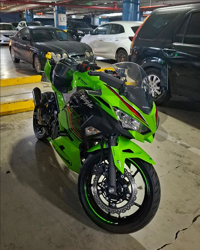 2023 Kawasaki Ninja 400