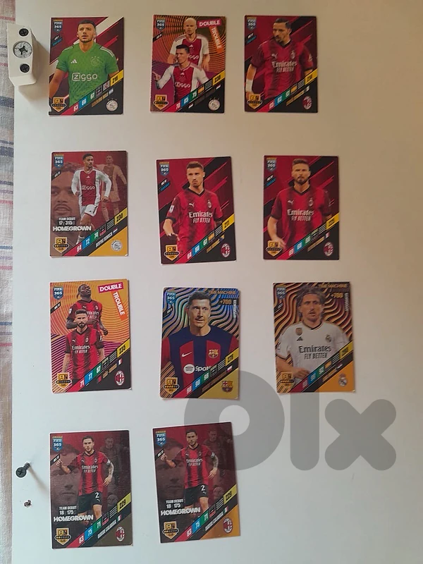 24 Panini Football Cards