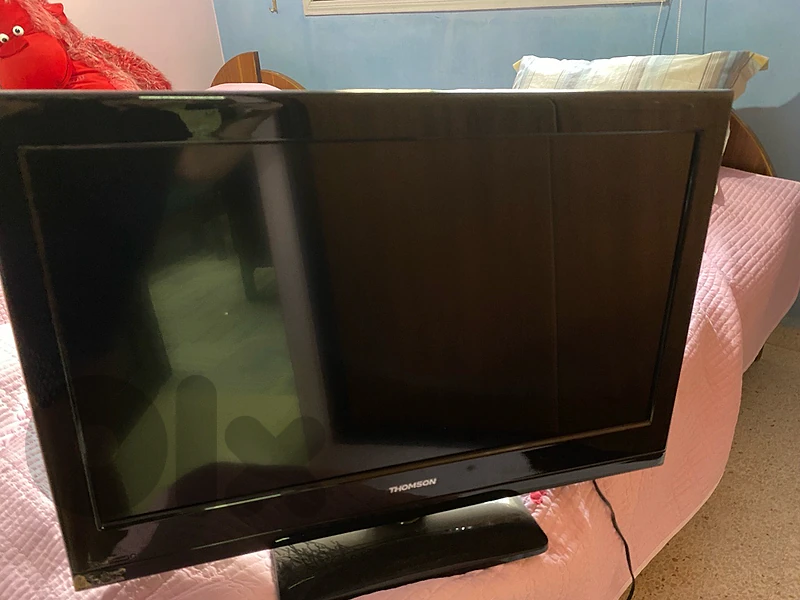 Thomson LED TV- 43 in