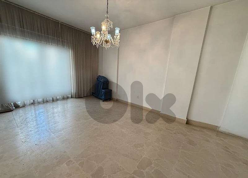 Apartment For Rent in Achrafieh شقة للإيجار في الأشرفية