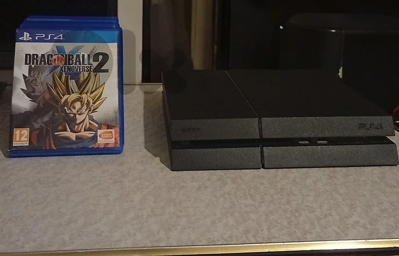 PS4 FAT USED +8 PS4 CDS