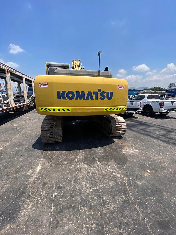 komatsu 210 lc