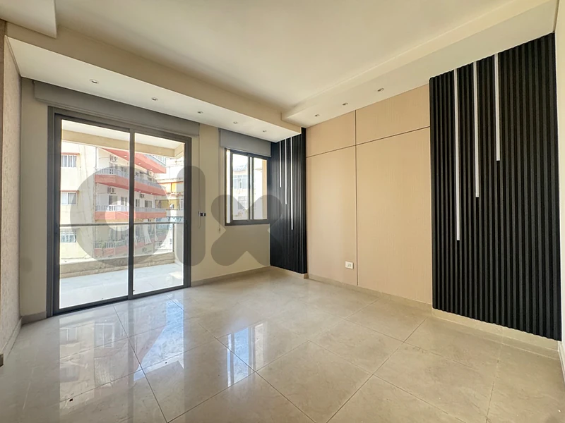 Apartment in Jdeideh For Rent -MQOA61- شقة للإيجار في الجديدة
