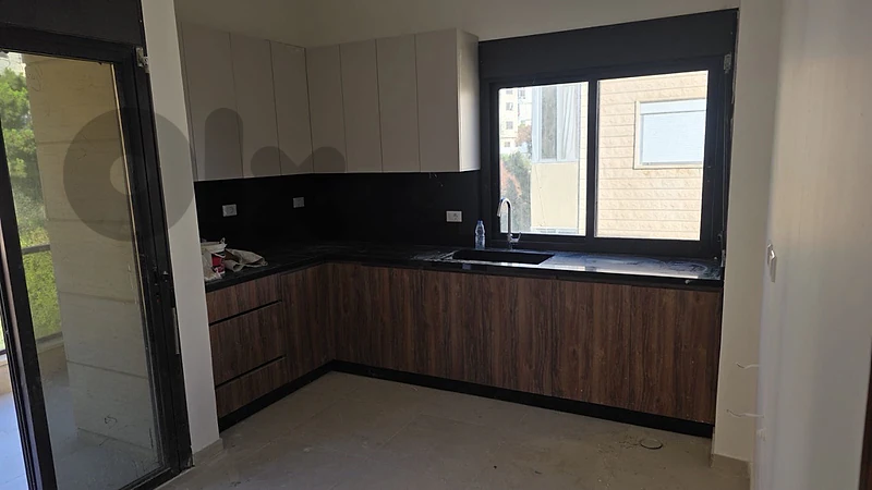 Brand new apartment for rent in awkar