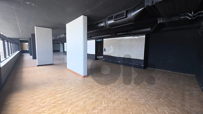 AH-HKL-596 Office / Medical Center / Polyclinic 360 M for Rent – Saifi