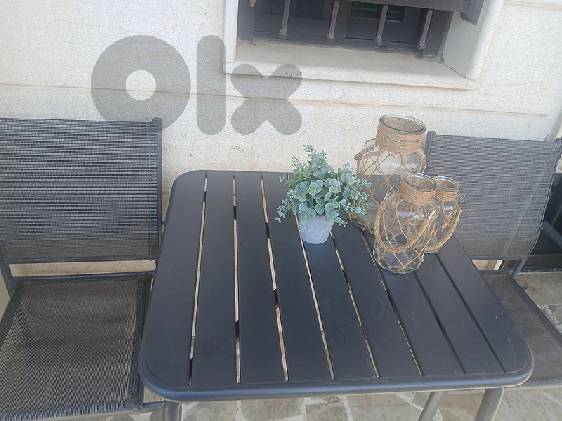 outdoor table
