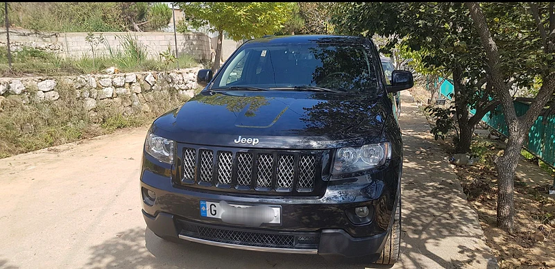 Jeep Grand Cherokee 2012 Laredo altitude