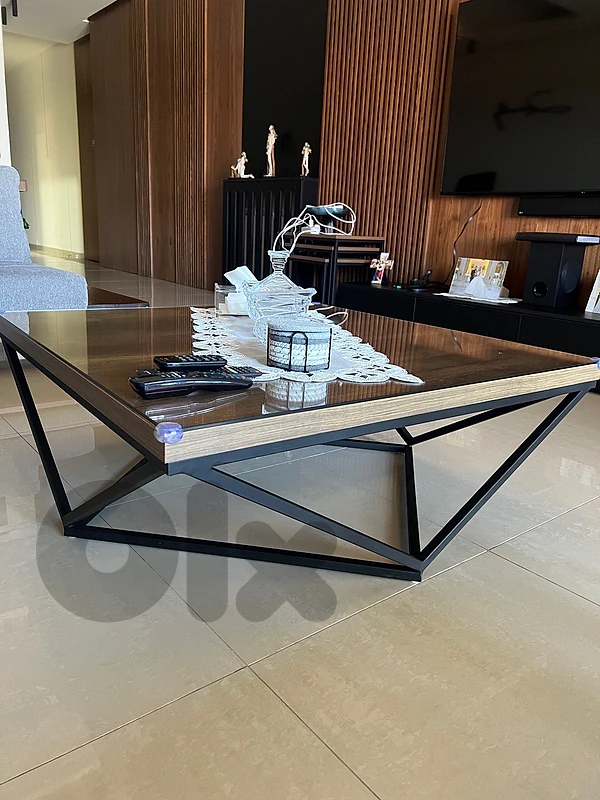 Diamond square table