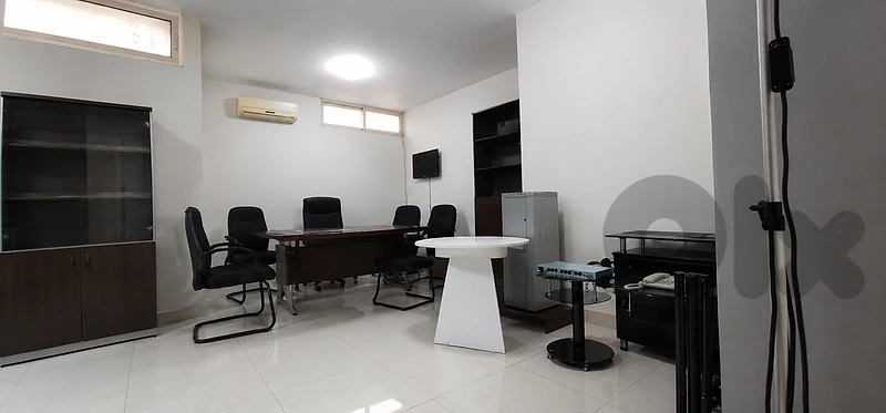 Office for sale in khaldehمكتب للبيع في خلدة