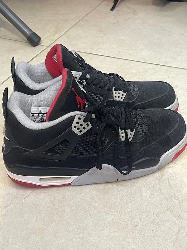 Nike jordans
