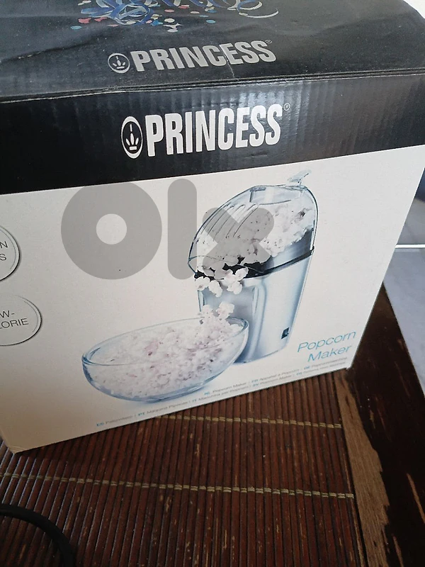 pop corn maker (princess) still newww