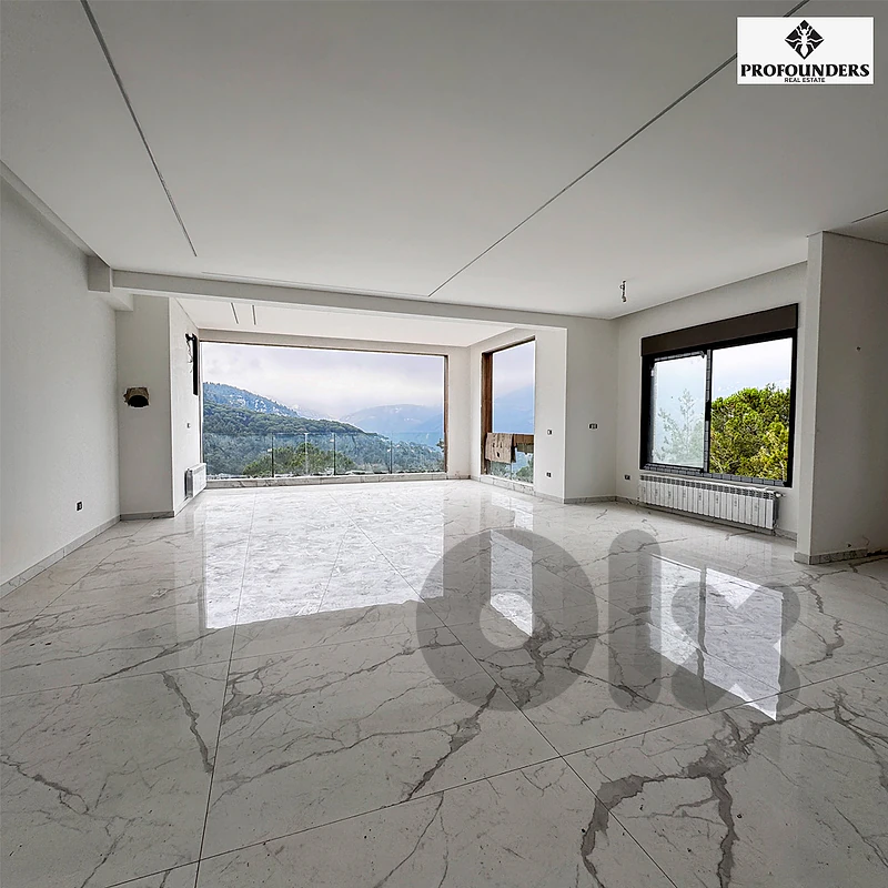 Apartment for sale in baabdat شقة للبيع في بعبدات