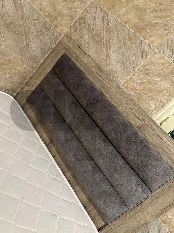 تخت مفرد ونص مع الفرشه