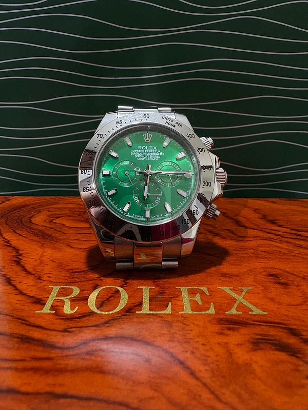 Rolex Oyster Perpetual Cosmograph Daytona Silver Green