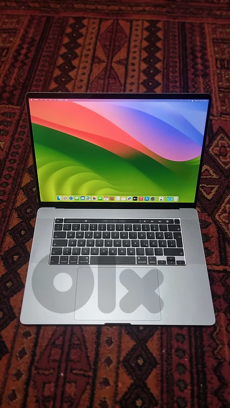 macbook pro 16" 1TB 32GB Ram