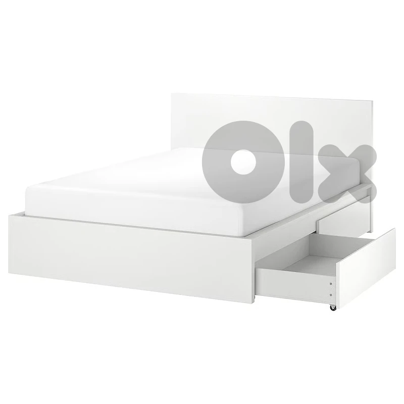king Bed from IKEA. Perfect condition. 4 drawers included.