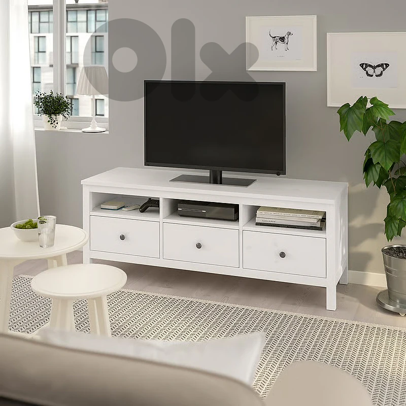 Tv Unit - Tv Bench from IKEA. perfect condition.
