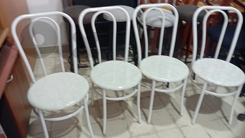 كراسي اوروبي شبه جديد