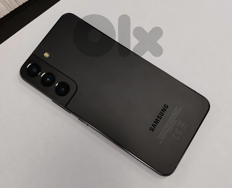 SAMSUNG S22