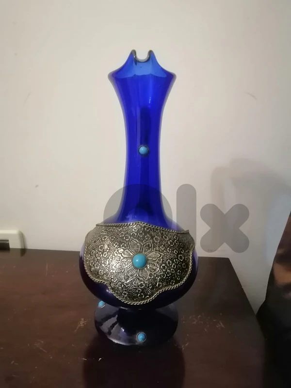 كولبات ازرق انتيك عليه فضة و 6 حجار فيروز