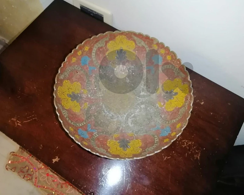 قطعة انتيك من النحاس زخرفة ملكية قطعة هندية