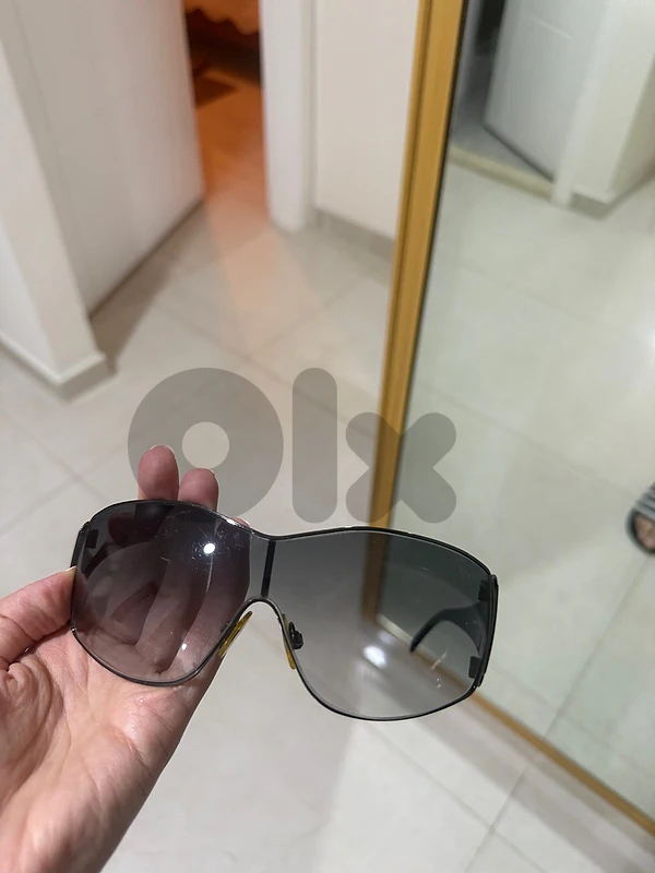Roberto Cavalli used sunglasses