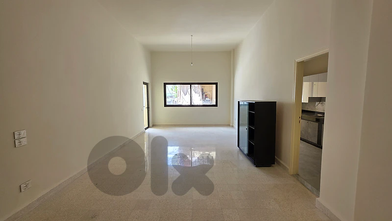 Office for Rent – Furn El Chebbak مكتب للإيجار – فرن الشباك