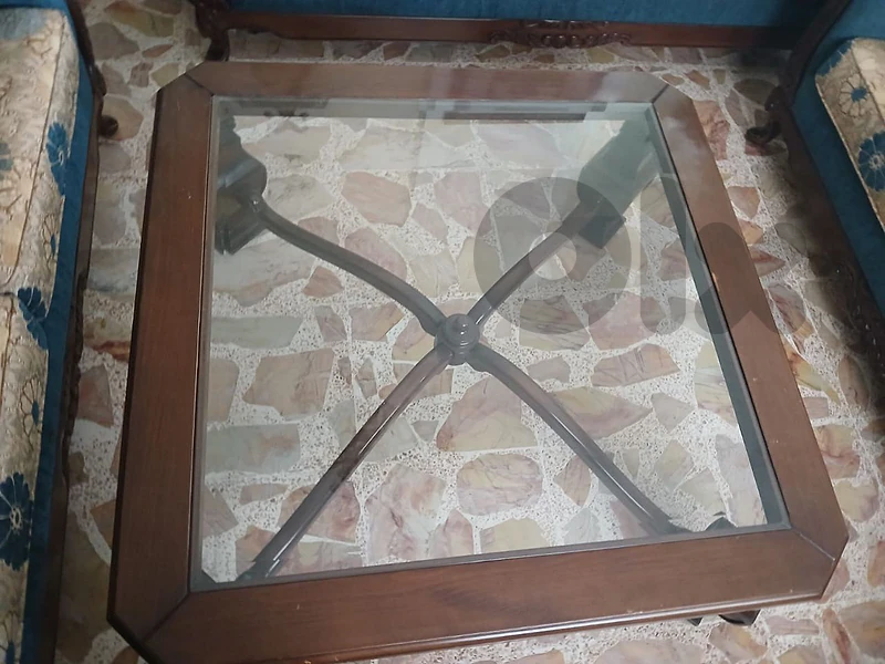 square table