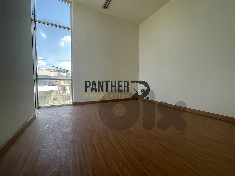 Office for sale in Hazmieh Ref#MI128