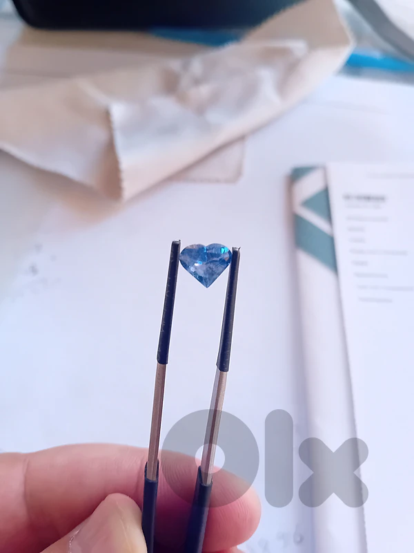 certified natural sapphire heart 1.93 ct no heat
