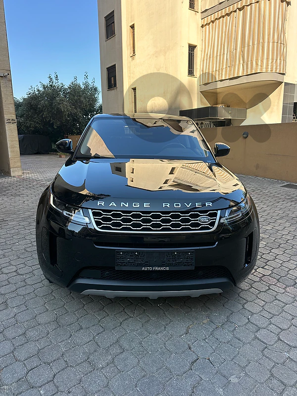 Range Rover Evoque 2020 black on black (clean carfax-63000 miles)
