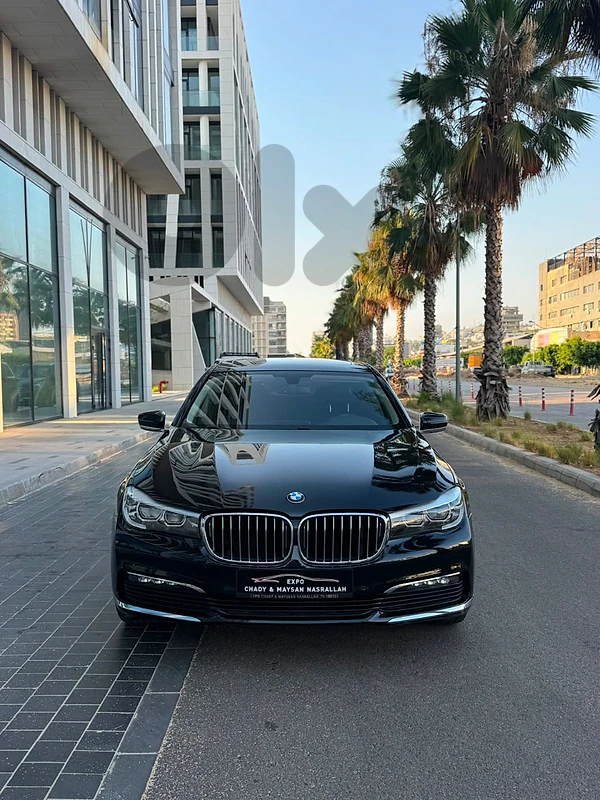 BMW 740i 2018 V6 black black