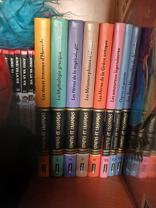 "Contes et Légendes" published by Nathan