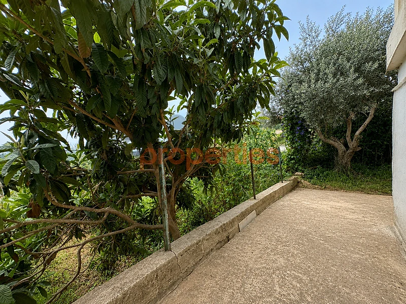 Studio For Sale in Kahaleh -شقة استوديو للبيع في الكحالة CPDD91