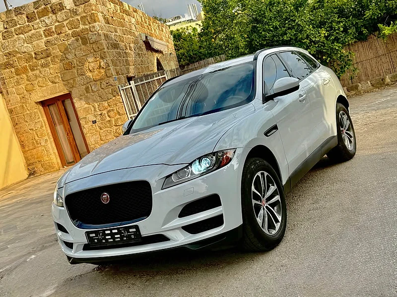 Jaguar f pace 2017 v6