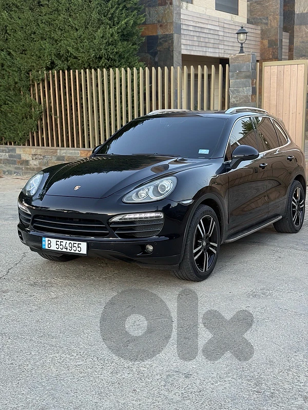 Porsche Cayenne 2011 2011
