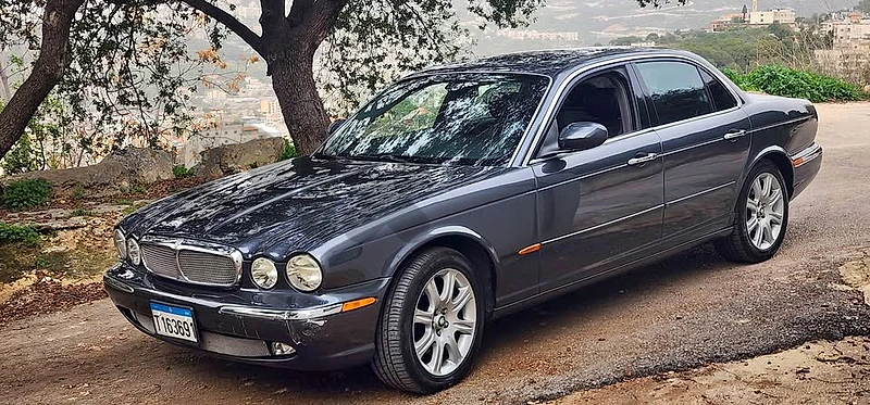 Jaquar xj8 2004