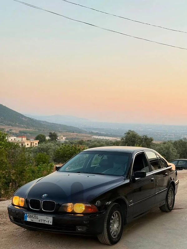 Bmw 523 model 1996