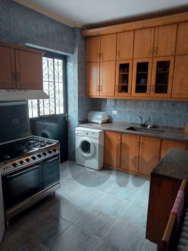 Apartment Awkar