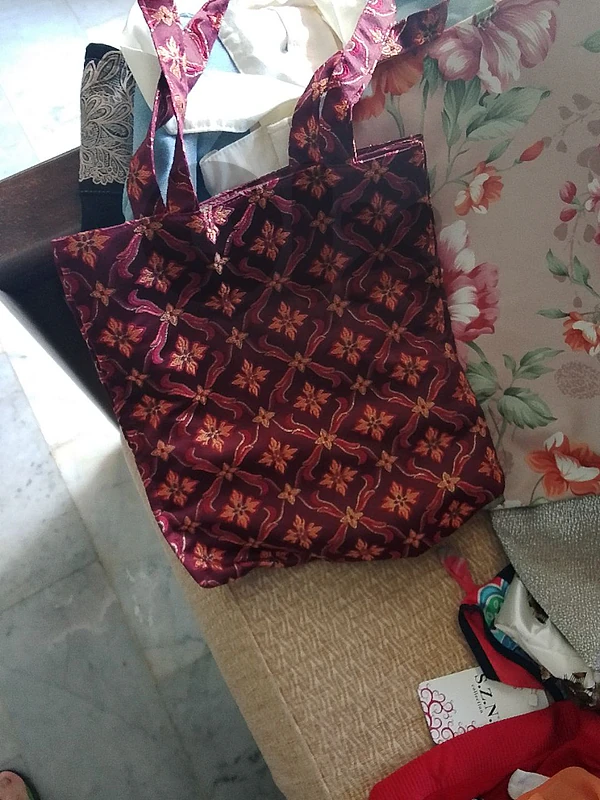 handbags