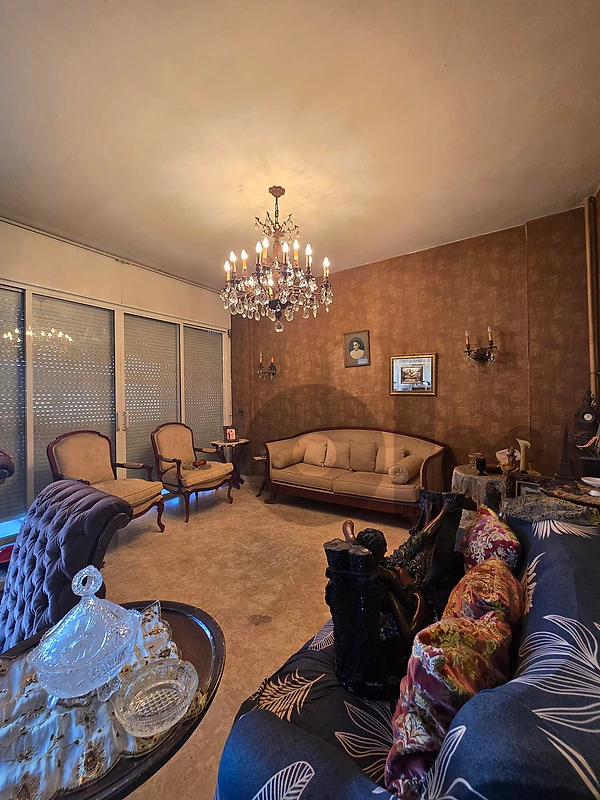 Apartment for sale in Ain el Remmanehشقة للبيع في  عين ال