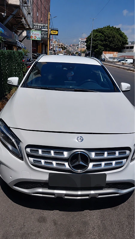 Mercedes-Benz GLA-Class 2020 200
