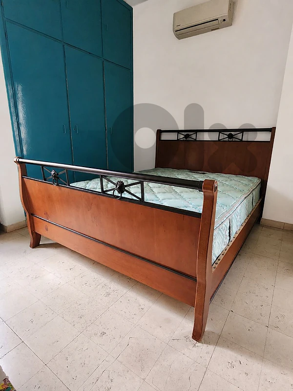 bed frame and mattress 160 x 200