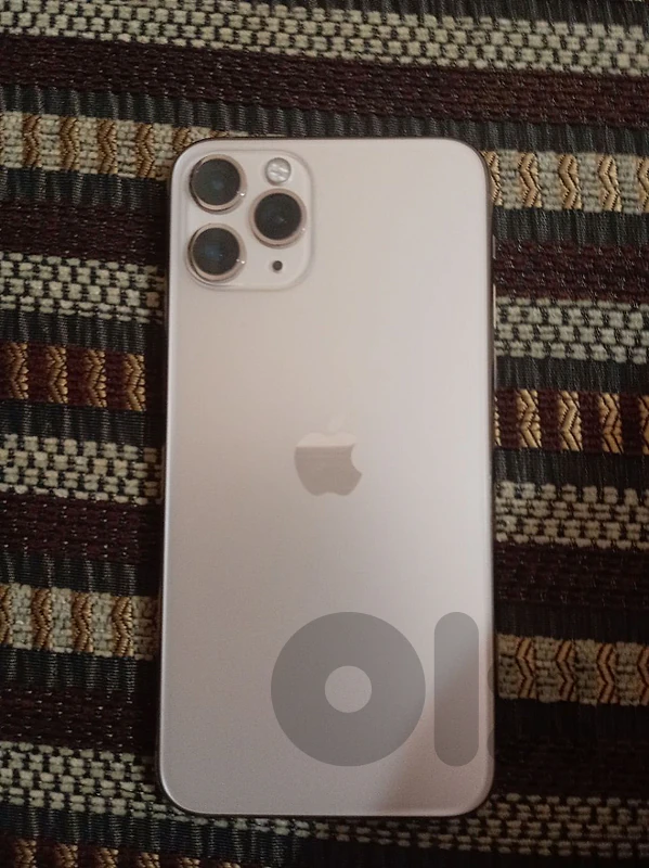 iphone 11 pro مقفل ايكلاود