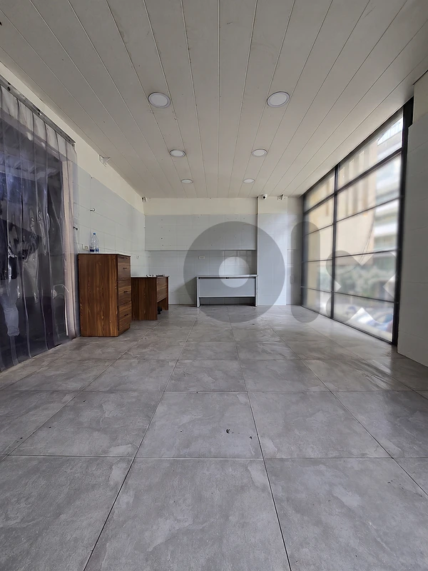 Shop For Rent In Achrafieh , Sioufi |Prime Locationمحل للإيجار في